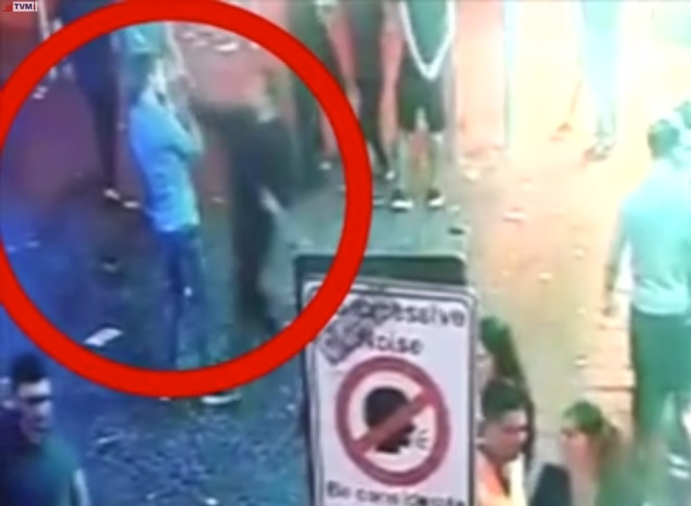 Izleteo je iz kluba, udario ga pesnicom u glavu, a onda su njih četvorica krenula da ga cipelare!