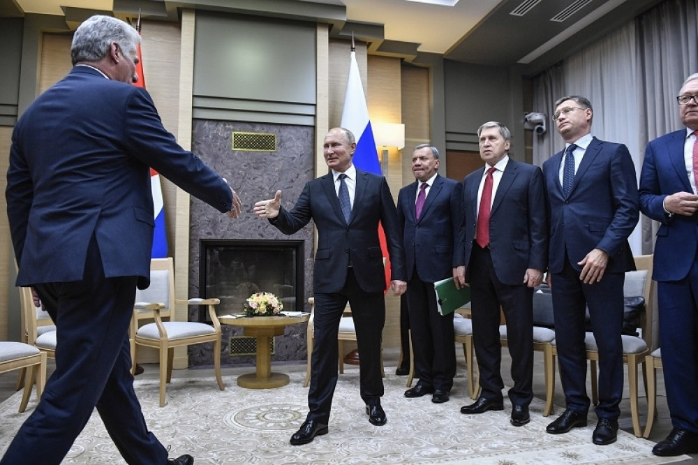 Putin dočekao starog saveznika sa drugog kraja sveta! Ameriku prolazi jeza!