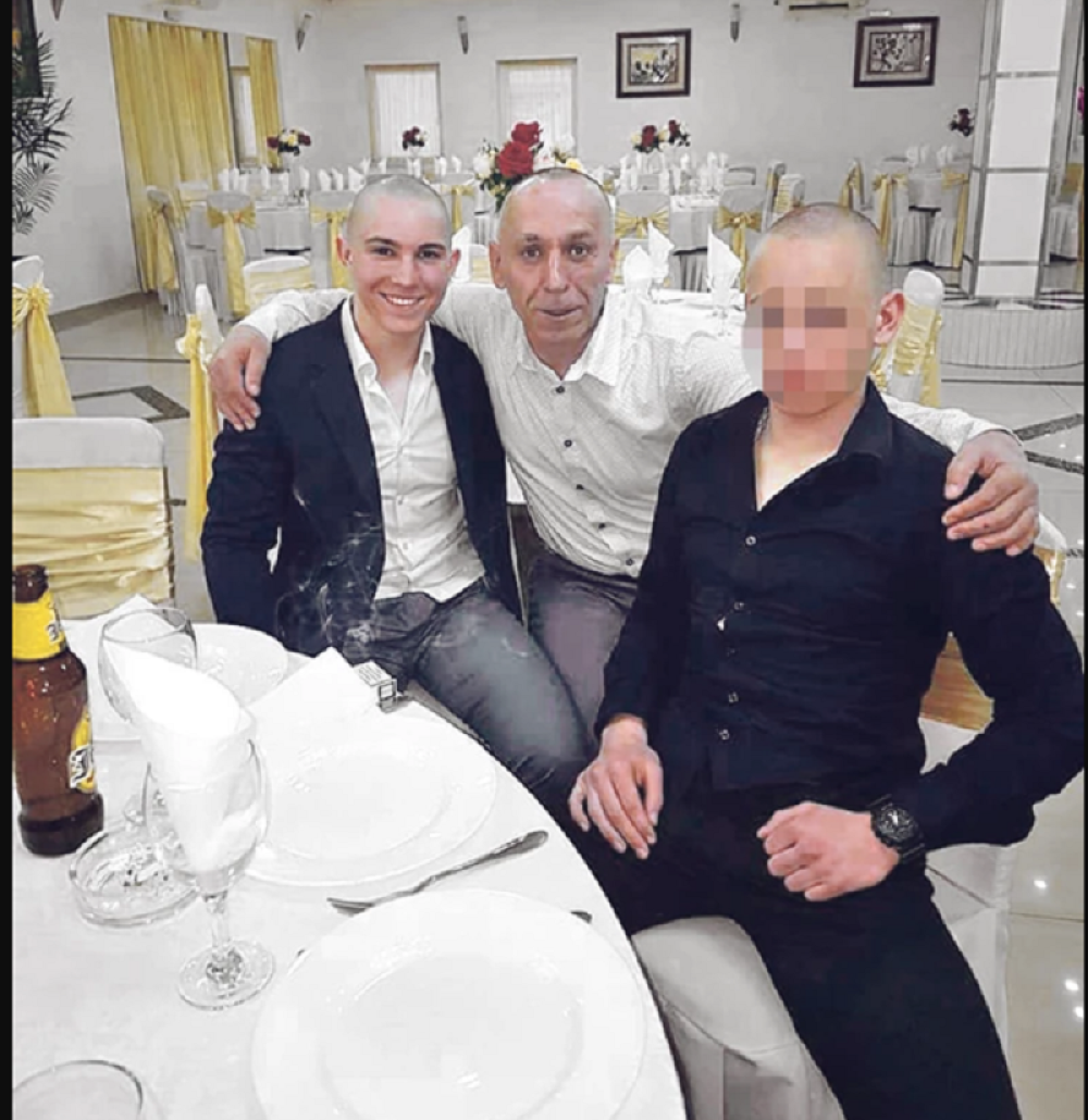 Narod Stare Pazove otkrio nešto šokantno o starijem sinu otmičara malog Petra!