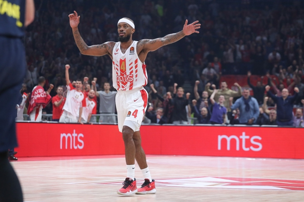 Lorenco Braun ponovo promašio nemoguće! (VIDEO)