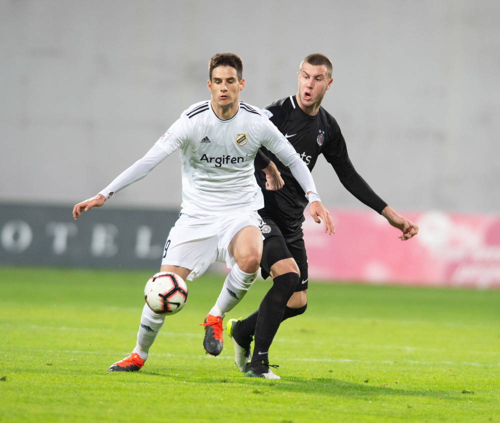 Fudbaleri crno-belih pozitivni na koronu, igrači na hitnom testiranju!