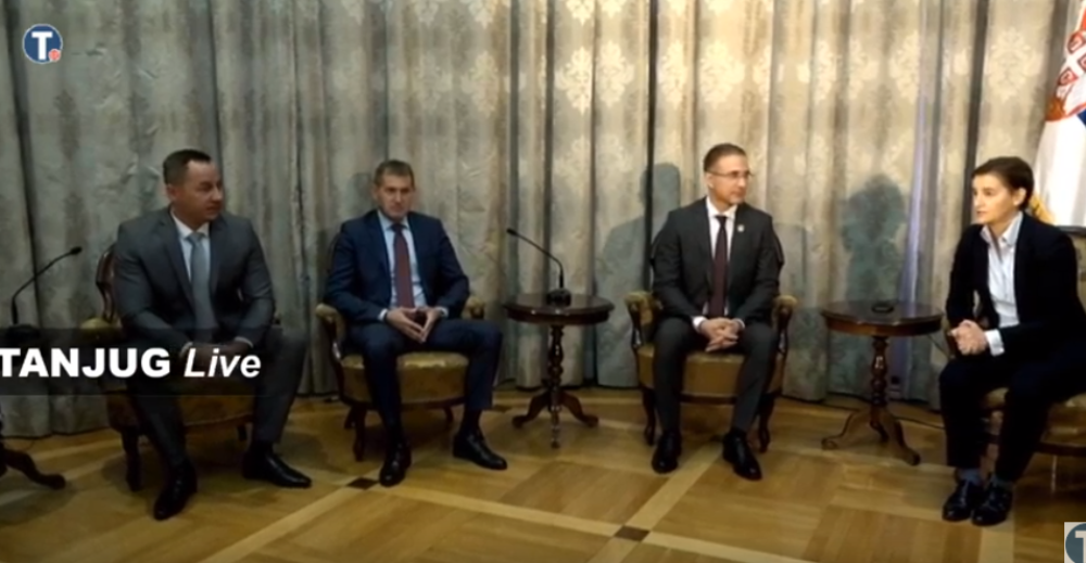 Ponos svih nas - ovo su policajci heroji koji su spasli otetog dečaka!