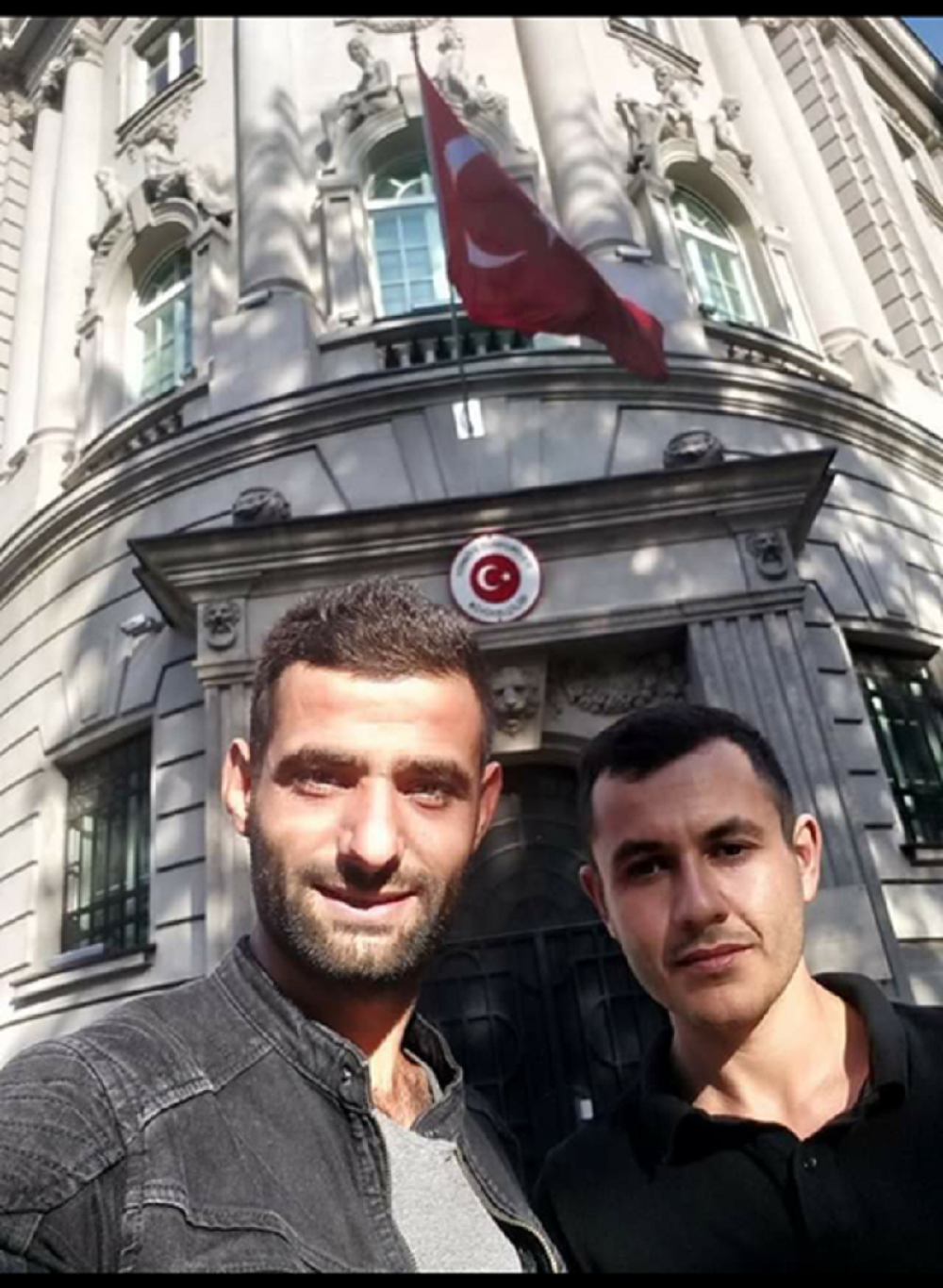 Ovo su braća koja su danas poginula na gradilištu u Čortanovcima! (FOTO)