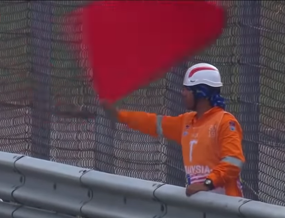 Osam godina posle Marka, crvena zastava je označila smrt! Jedan od najboljih je poginuo (VIDEO)