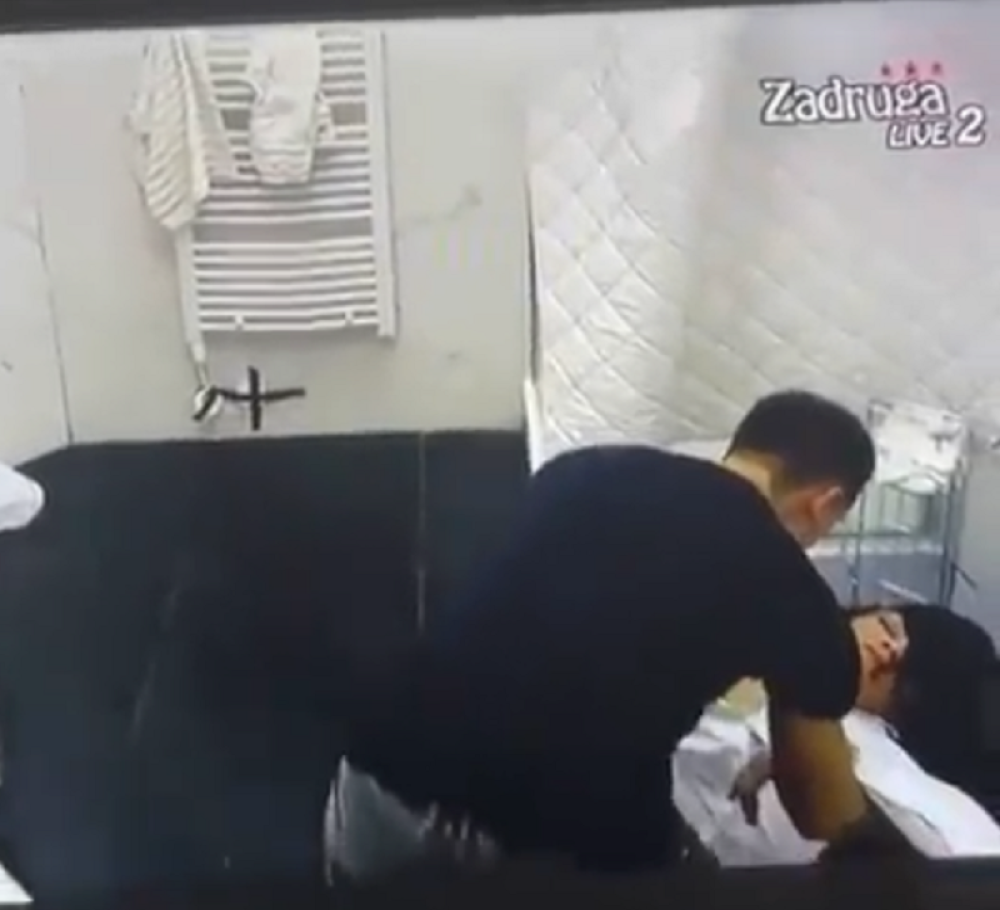 Tara Simov se onesvestila! Kao sveća se sručila na pod, zadrugari izbezumljeni! (UZNEMIRUJUĆI VIDEO)