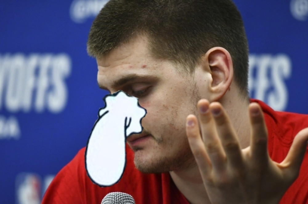 "Kao da je šest meseci jeo čokoladice i gledao Sunđer Boba! Mora da je depresivan!"