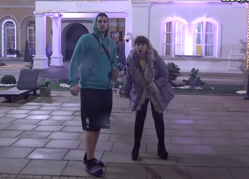 Zola priznao koliko novca će da uzme Kulićkama, Marija skočila kao ušpricana pa napala i njega i ćerku (VIDEO)