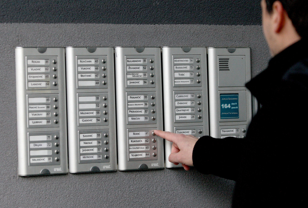 Kenjalo se preziva 11 ljudi, Piški 14, a Glavića ima više od 600! Ali čekajte, imamo ubedljivog pobednika!