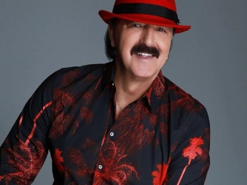 Haris Džinović priprema spektakularni decembarski koncert!