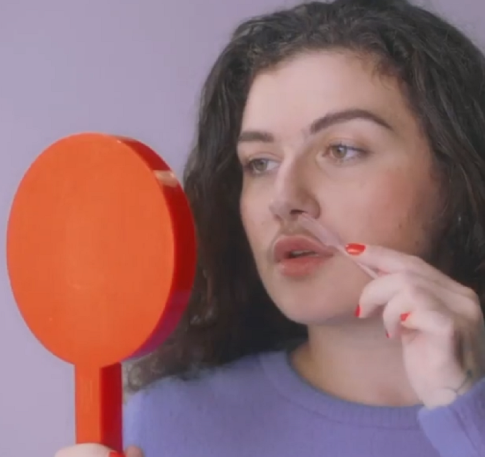 Muškarcima se gadi, ali ovaj trend doživeo je neviđenu slavu među pripadnicama nežnijeg pola!