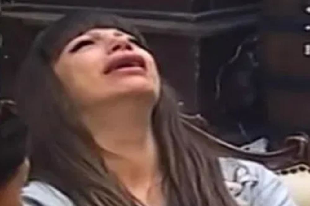 Miljana Kulić u nervnom rastrojstvu: Uhvatila Zolu da "vuče" kokain pa ga izbacila iz stana! "Nije mi dobro!"