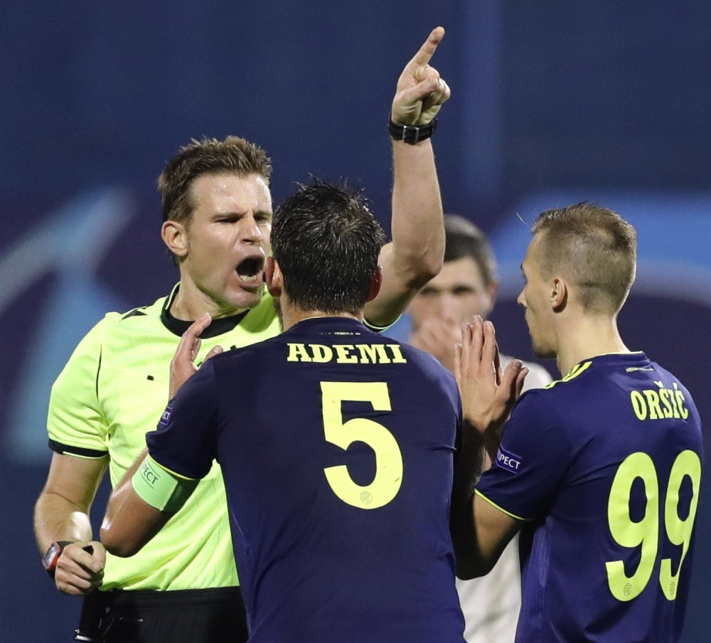 Rukovodstvo Dinama htelo da smanji plate fudbalerima!