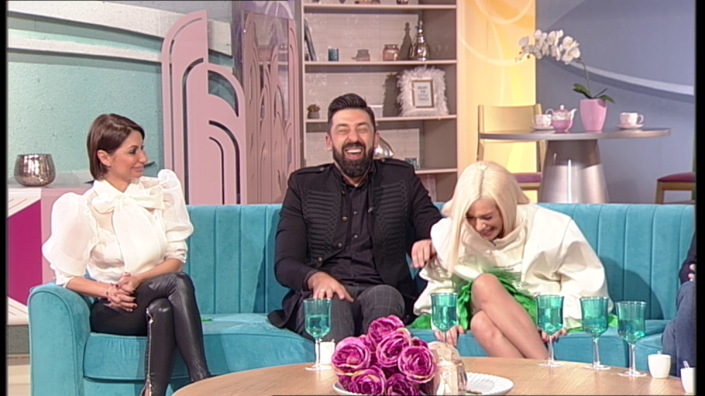 Pevačica ušla u polemiku s MINISTROM POLICIJE, Amidžić je prozvao pred svima, ona priznala: Imam dijagnozu!