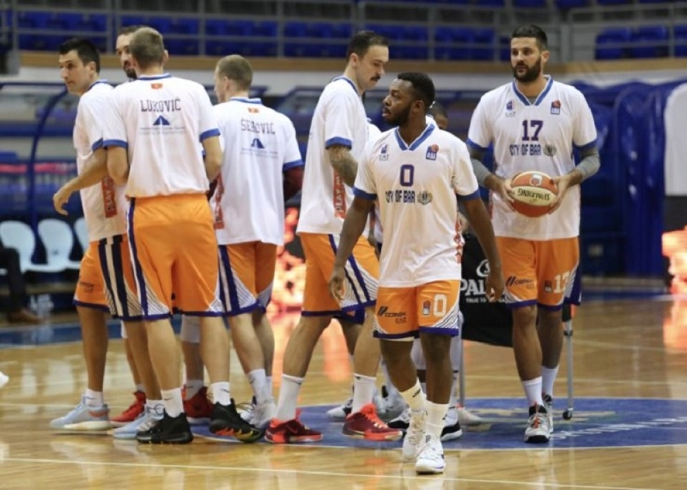 Vandalsko ponašanje navijača koštalo ABA ligaša dve utakmice bez podrške!