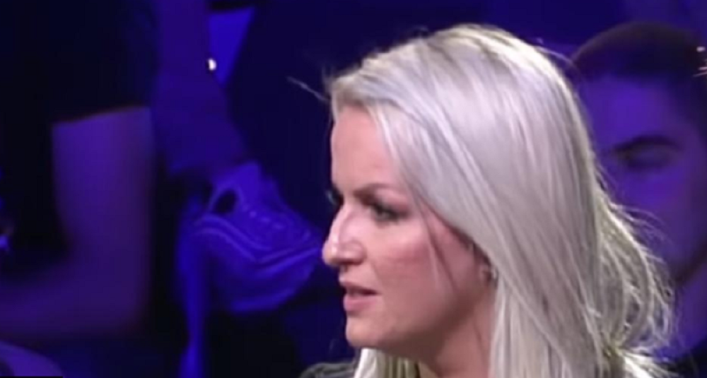 Ermina fizički nasrnula na Mensura Ajdarpešića, reagovalo obezbeđenje! (VIDEO)