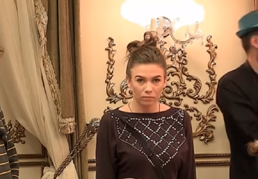 Stariji srpski političar imao se*s sa Milijanom: Je*ao sam je maloletnu, gurnula me na krevet i opkoračila