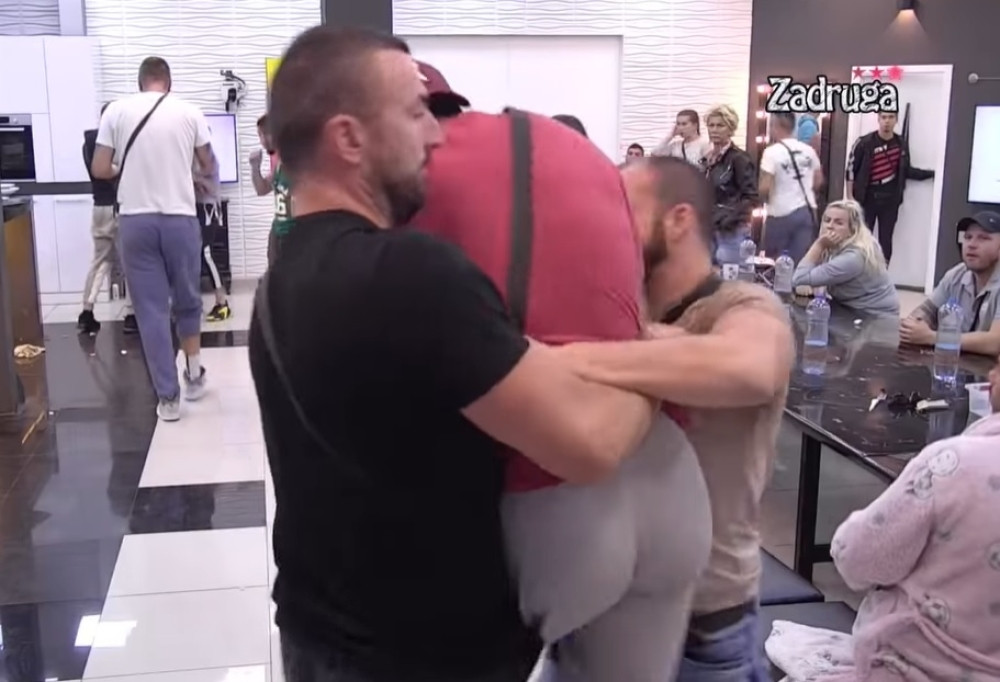 Bora i Nikola kao razjareni bikovi! Nisu mogli da ih obuzdaju! (VIDEO)