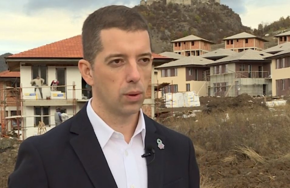 "Kurti nije ukinuo takse, ta odluka je predstava za deo međunarodne zajednice!"