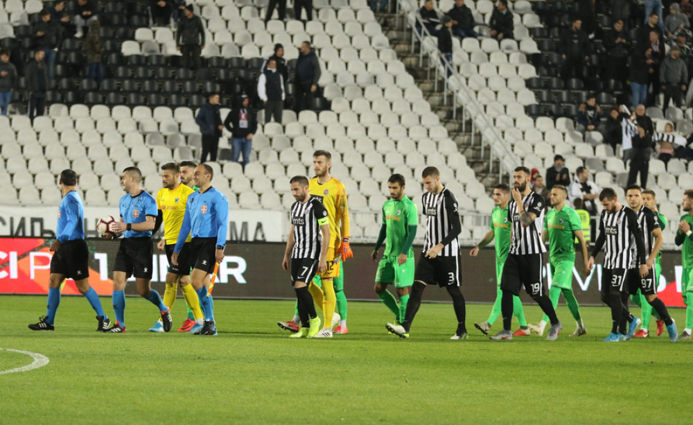 Teška povreda Šćekića! Asano golom proslavio rođendan! (FOTO/VIDEO)