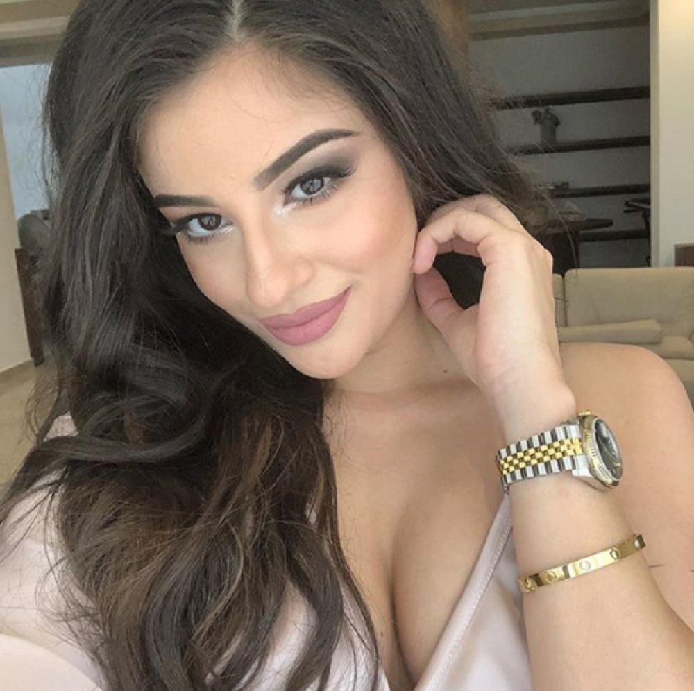 Darko Lazić i Marina Gagić izveli osmomesečnog sina u šetnju, a svi gledaju u ovaj detalj! (FOTO)