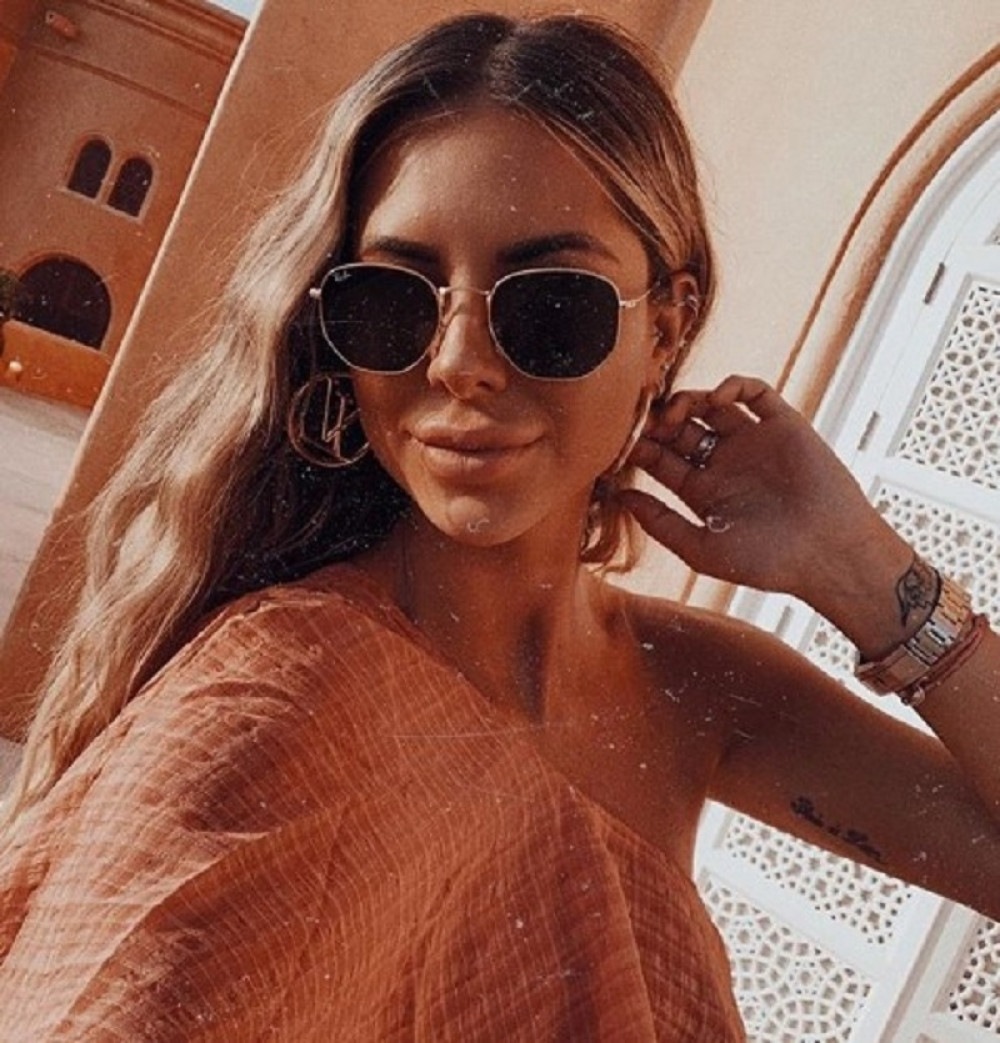 Zoranah razapela nacija zbog saveta, a sada pokušava da se opere!