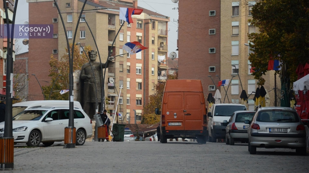 Na severu Kosova osvanuli bilbordi sa porukom svim Srbima! (FOTO)