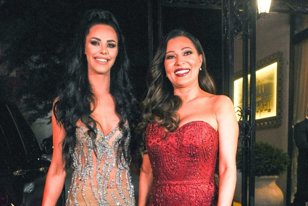 Buduća snajka Bogdana nosi nakit od neprocenjive vrednosti! Ceca joj poklonila najvredniju stvar iz doma Ražnatović!