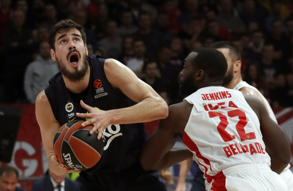 Najubojitiji strelac Evrolige priznao od koga ima najjače glavobolje na obe strane! "Mnogi igrači iz NBA se ne bi snašli u Evroligi"!