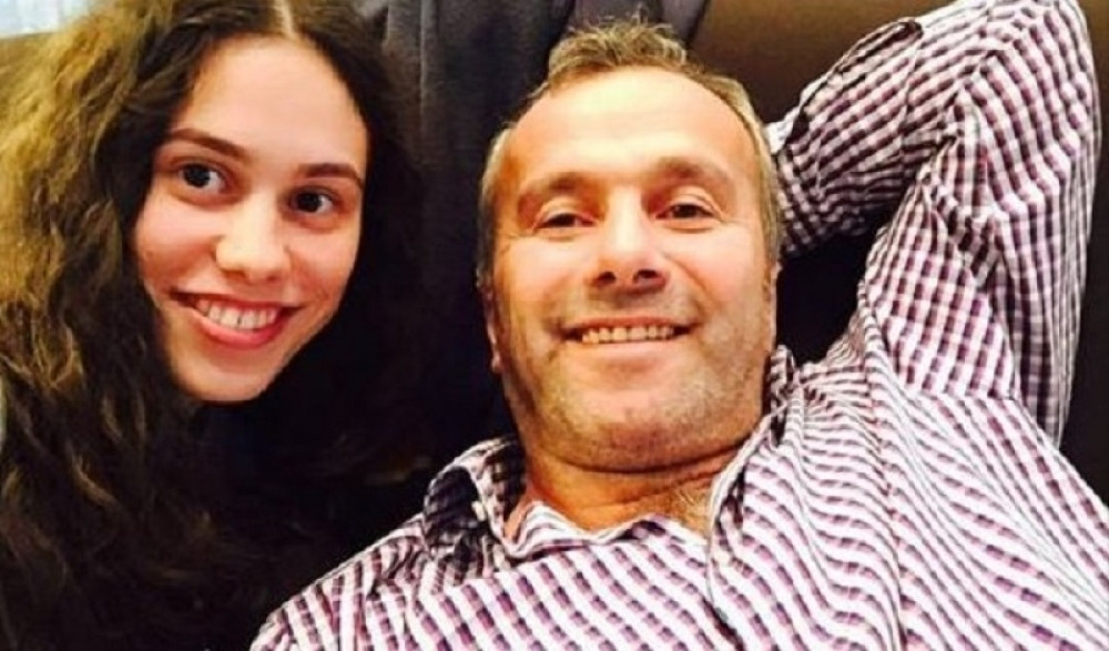 Izabrao tajlandske pare i odbio Italijane, sve zanima u kakvim je rodbinskim odnosima sa FILIPOM KAPISODOM! (FOTO)