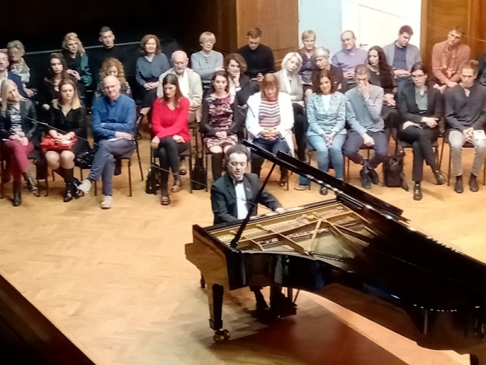 Čarobne note Jevgenija Kisina večeras oduševile beogradsku publiku (FOTO)