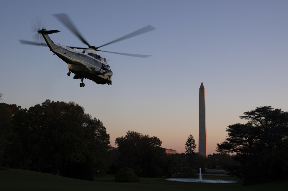 Bivši predsednik SAD primljen u bolnicu! Ima teško krvarenje, supruga se ne odvaja od njega!