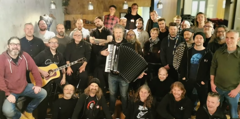 Norveški pankeri obradili pesmicu "U svetu postoji jedno carstvo" (VIDEO)