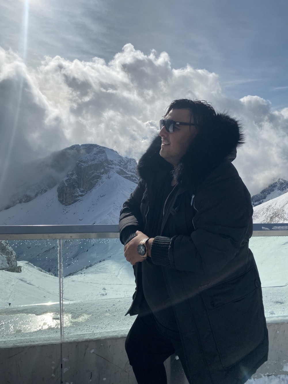 Darko Lazić na vrhu planine zbog snimanja nove pesme!