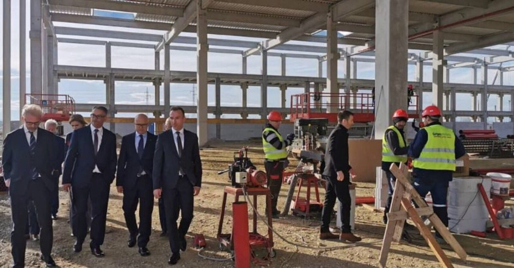 Gradonačelnik Novog Sada u Radnoj zoni Sever 4 (FOTO)