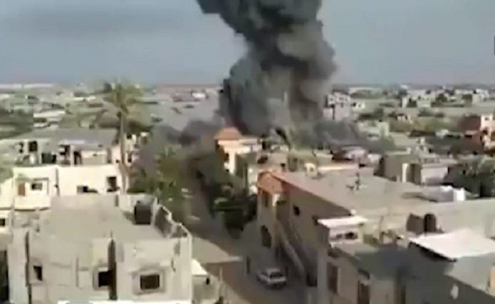 Poginulo najmanje 20 ljudi među kojima su dva tinejdžera i dečak!