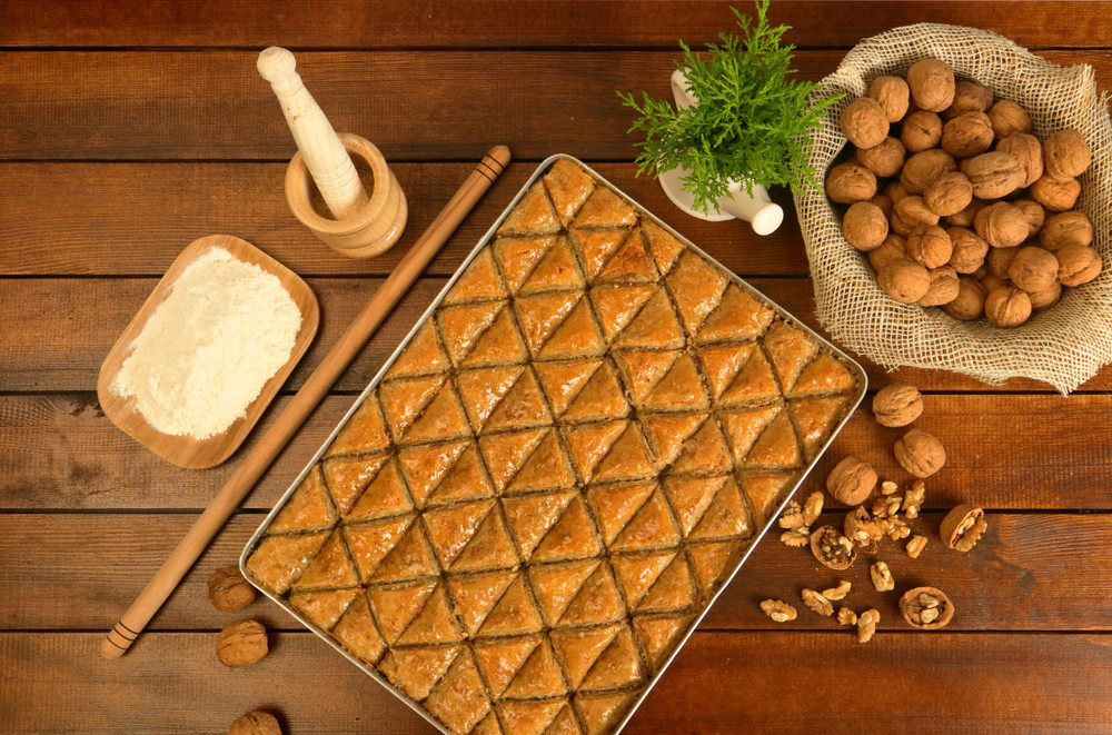 Baklava sa orasima, idealna poslastica za nedeljno popodne i velika slavlja!