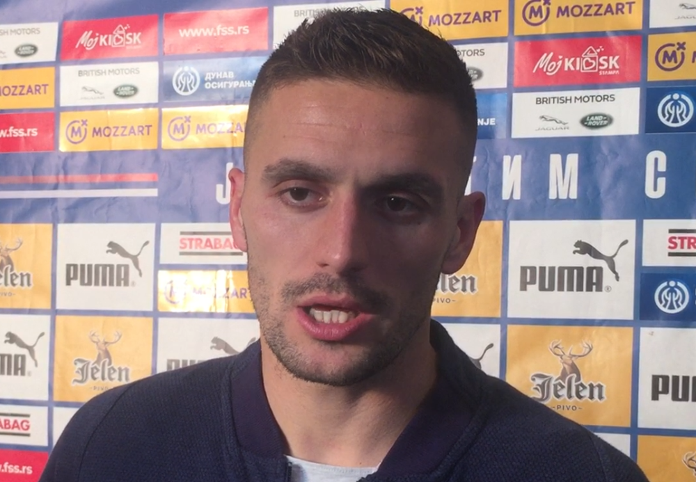 Dušan Tadić besan kao ris! "Ovakav fudbal se igrao pre 60 godina!" Poludeo zbog slabog zalaganja Srbije (VIDEO)