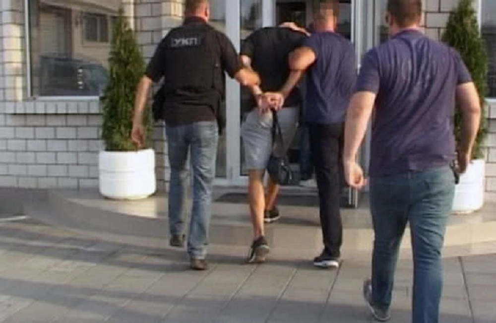 Đilasovci napali policajca koji je hapsio Dabovićkinog brata zbog droge!