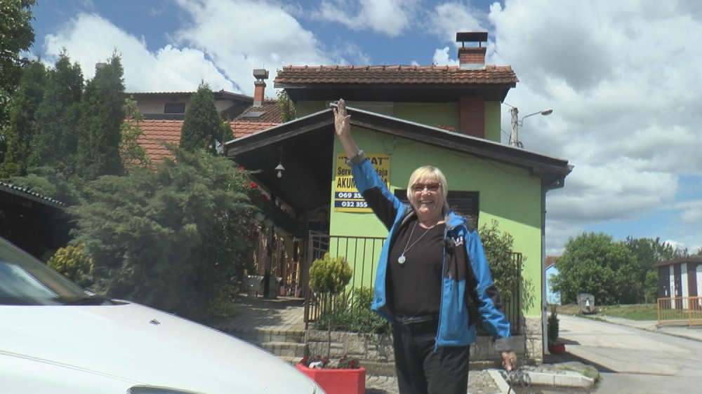 Ljudi se iznenade kad vide čime se bavi! (FOTO)