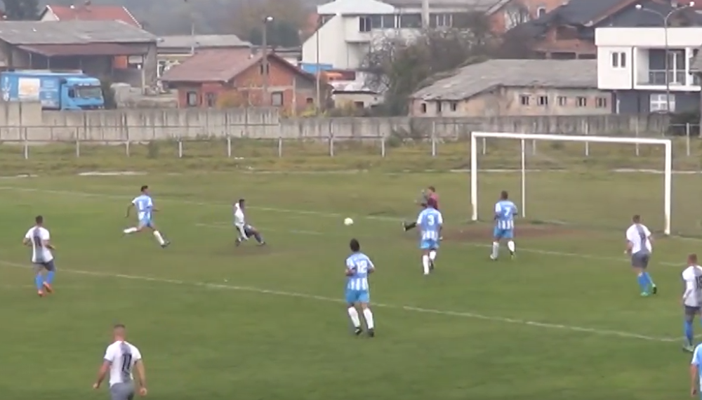 Fudbaleri u gradskom derbiju pobedili nogometaše!