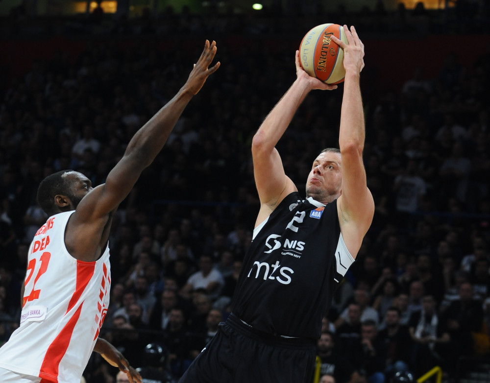Kakva je ovo odluka?! Evroliga šokirala i Crvenu zvezdu i Partizan!