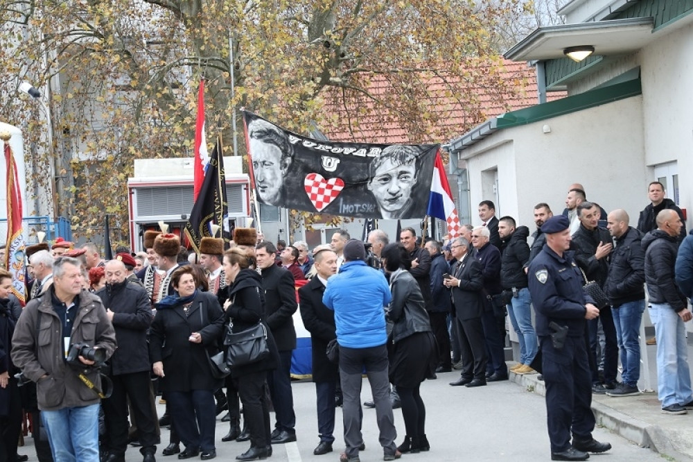 Teška diskriminacija nad srpskom decom i đacima u Hrvatskoj