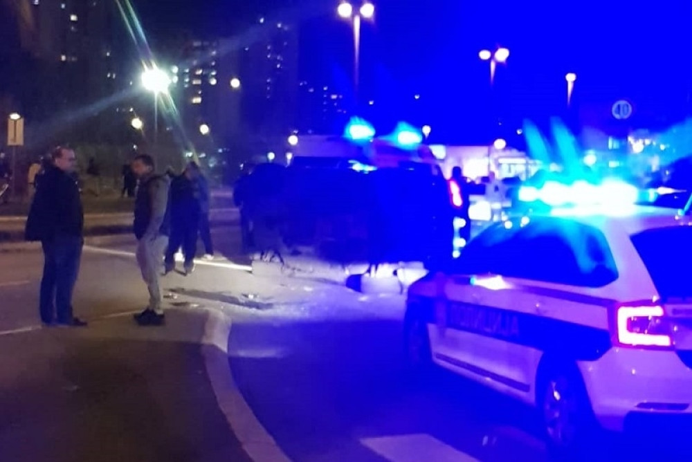 Oboren pešak, vozač (70) izgubio kontrolu, pa sleteo s puta