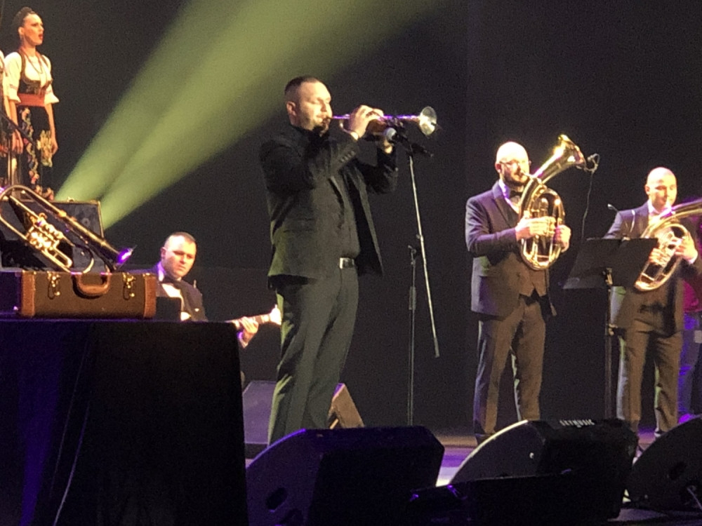 Srbija ovekovečena trubom Dejana Petrovića!