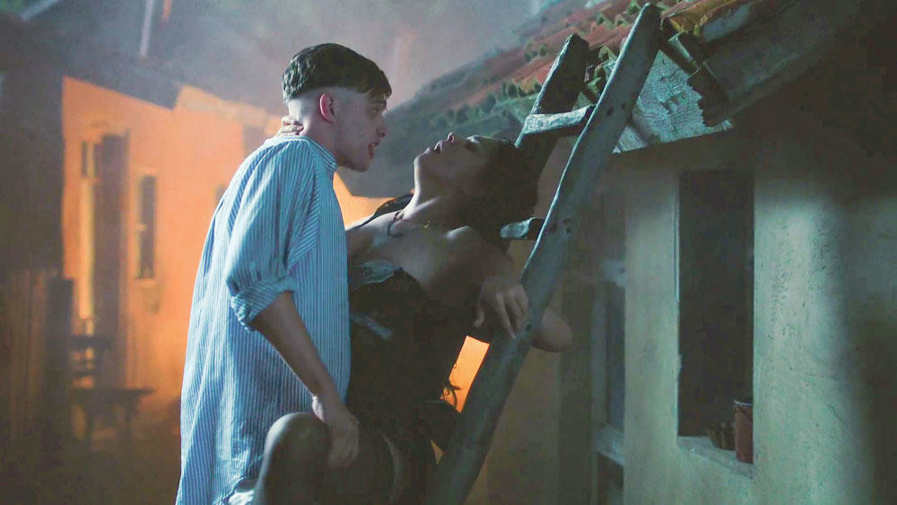 Ko je voditeljka RTS-a o čijoj glumi u Senkama nad Balkanom ne prestaje da se priča! (FOTO)