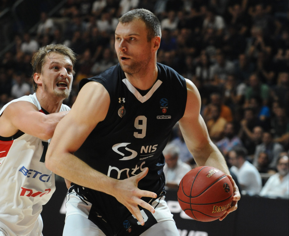 Parahovskom nije trebalo dugo da nađe novi angažman