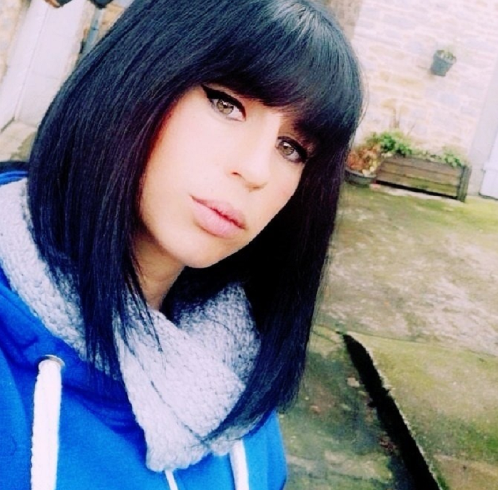 Trudnica otišla u šetnju kroz šumu, pa naletela na lovačke pse! Čopor je namirisao lak plen, našao je užasnu scenu!