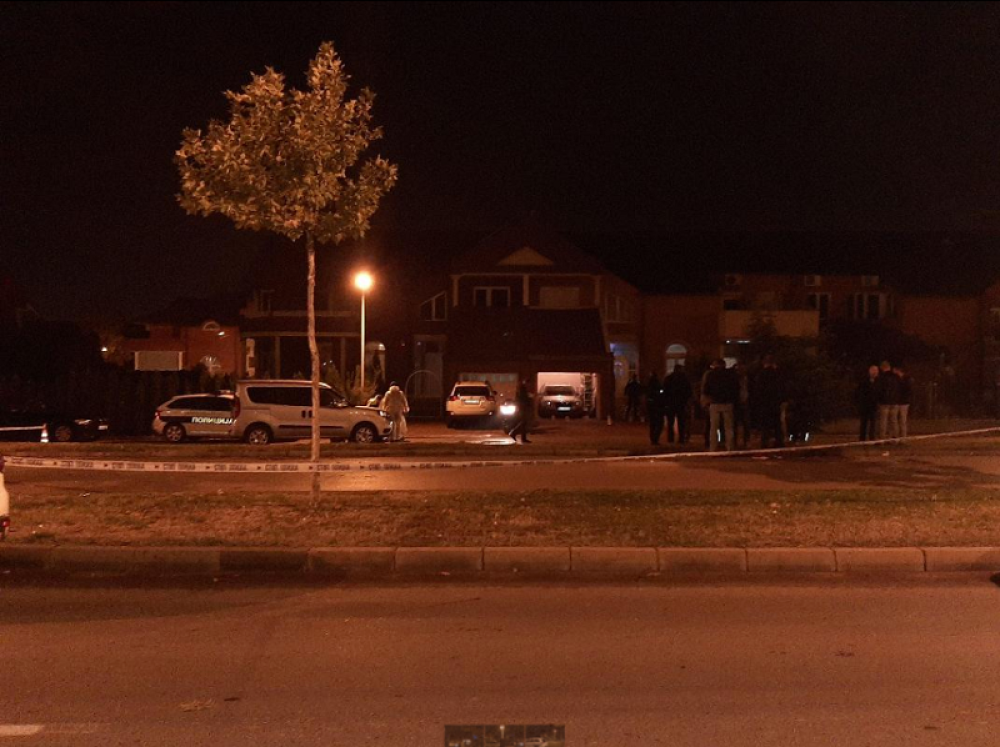 Bolna scena u Nišu: Otac likvidiranog mladića (25) rastrgao policijsku traku na mestu zločina i u očaju zakukao!