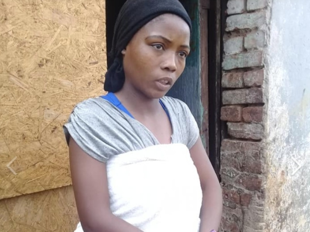 Nakon što joj je silovao i ubio ćerku nesrećna majka monstrumu odsekla penis!