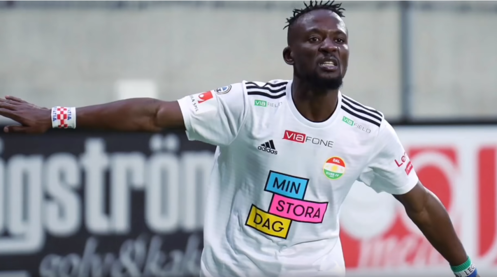 Umalo dobio SLONOVO STOPALO! Najbolji golgeter u Švedskoj se povredio zbog crne magije! (FOTO/VIDEO)